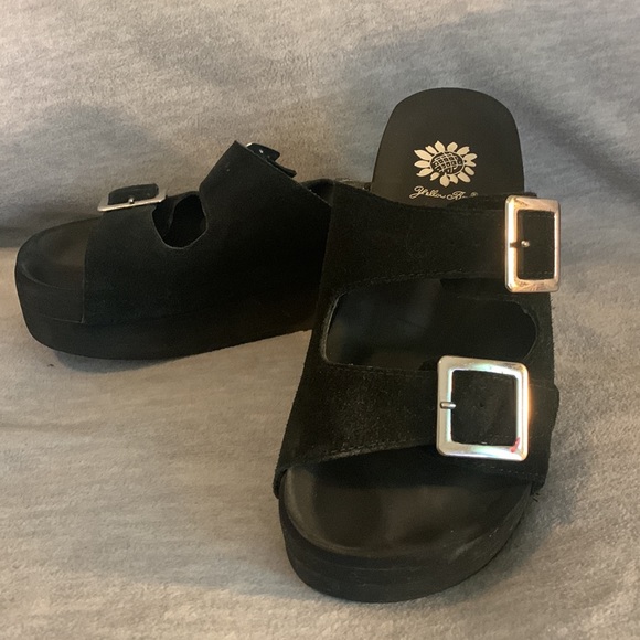 Sandals - Picture 6 of 6